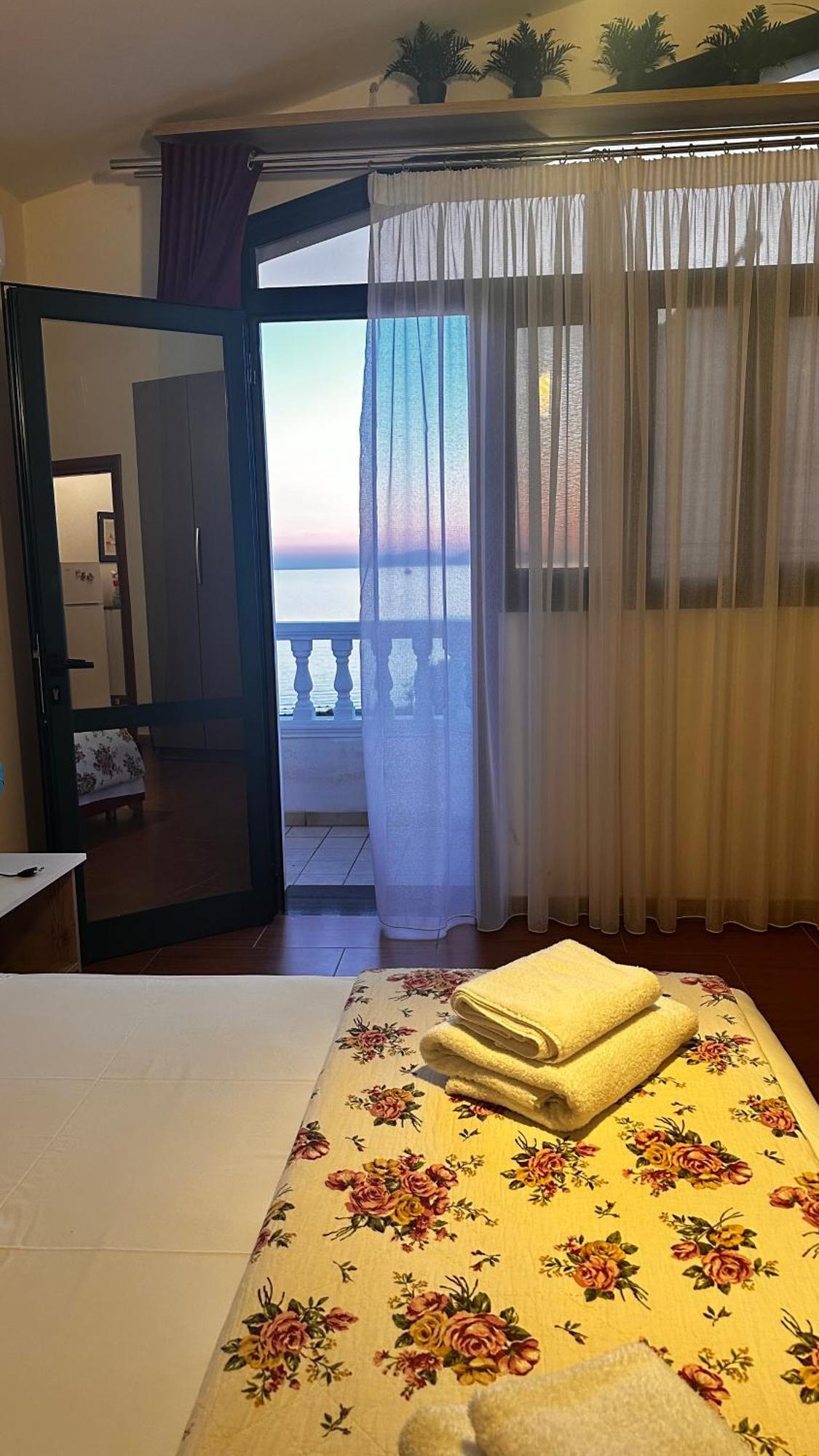 Villa Mare - For Families & Groups Vlorë Εξωτερικό φωτογραφία